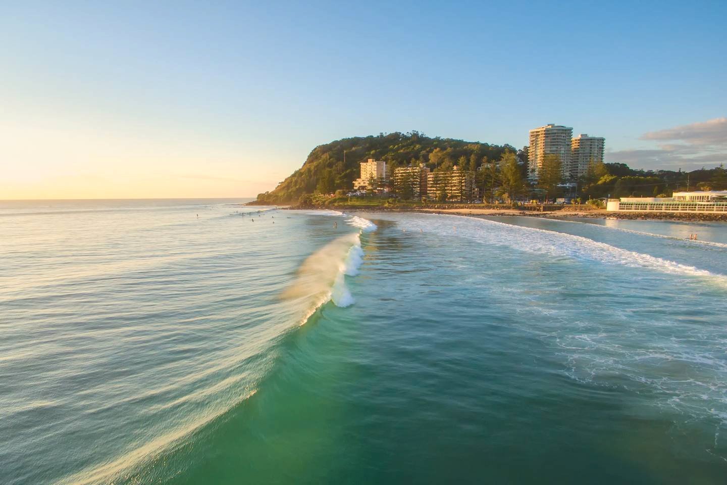 16/6 Fifth Avenue BURLEIGH HEADS 18