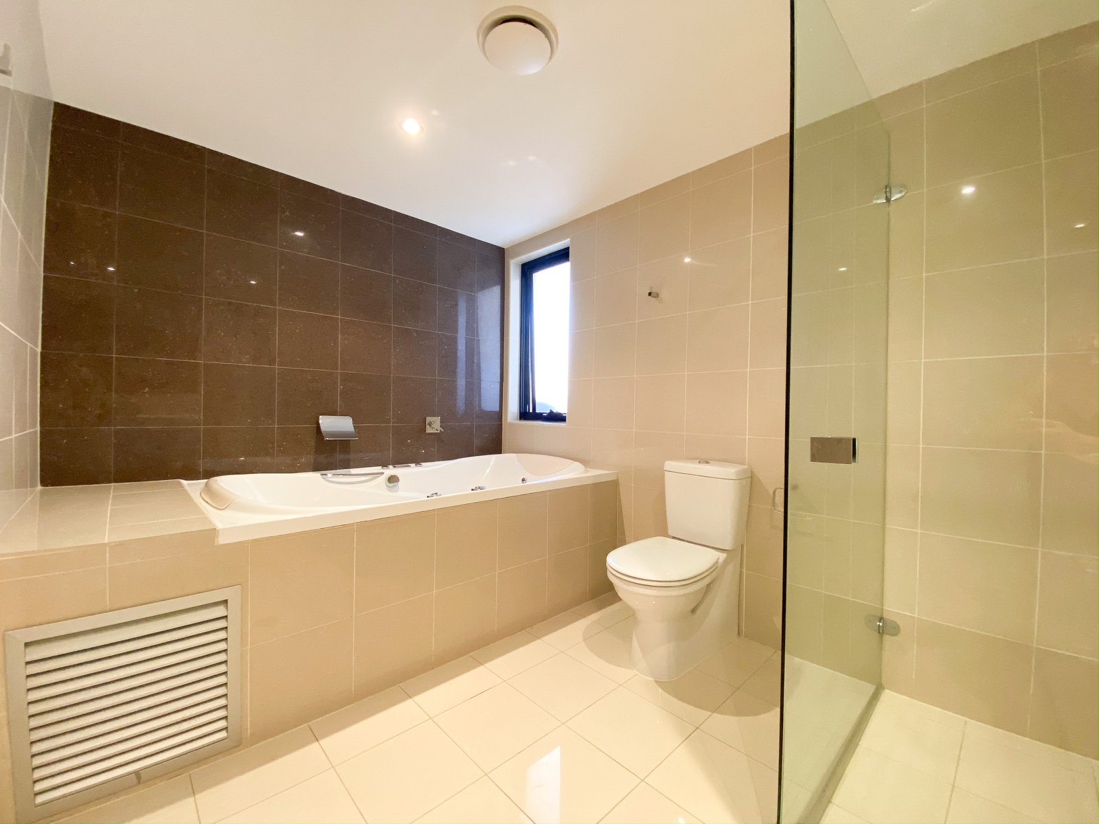 16/6 Government Road NELSON BAY 8