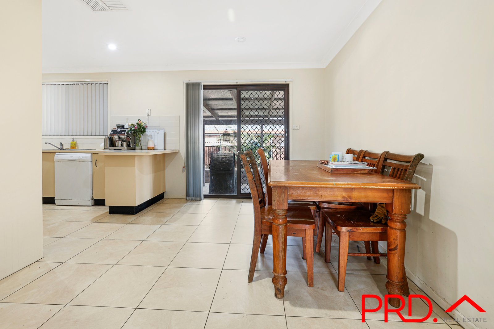166 Hillvue Road TAMWORTH 4