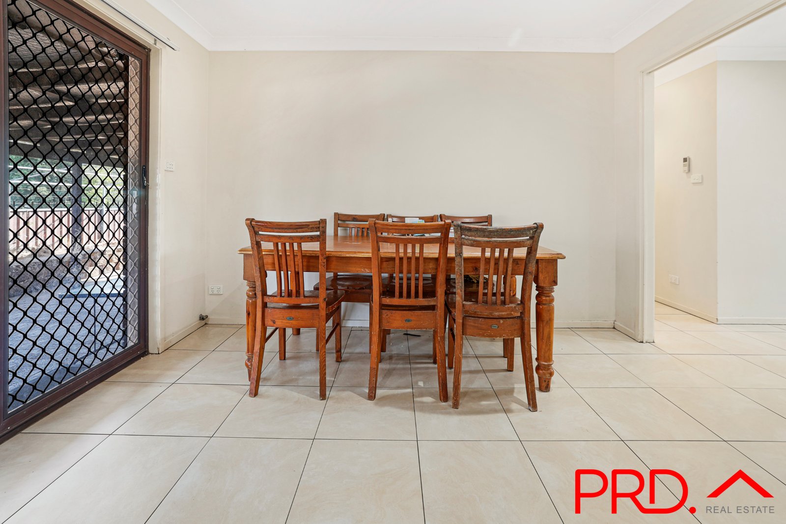 166 Hillvue Road TAMWORTH 7