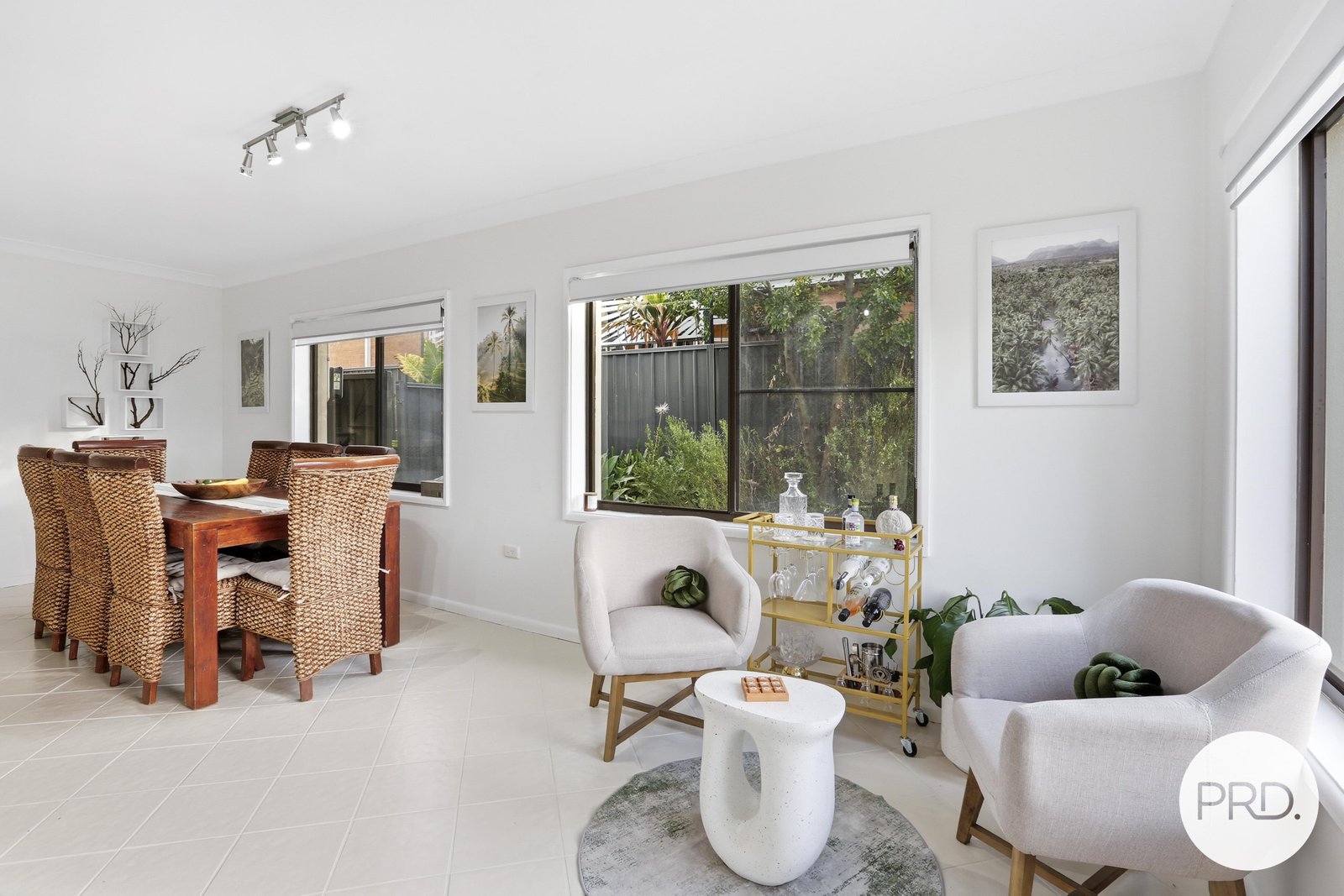 166 Lakelands Drive DAPTO 5