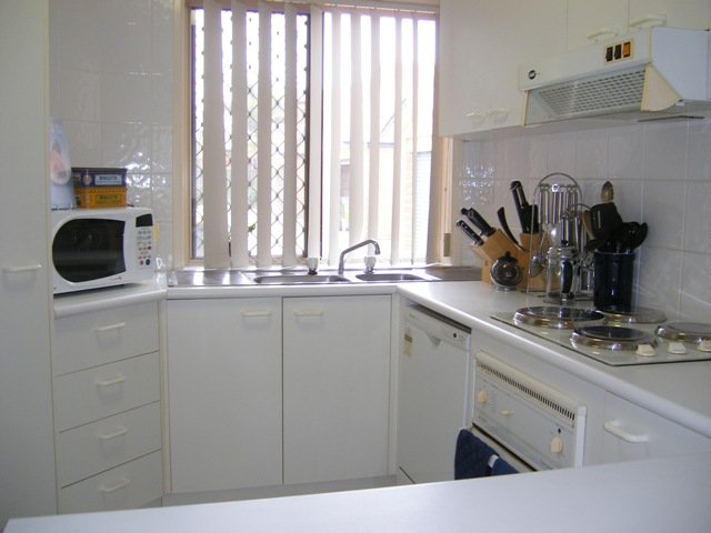 16/6 Lowood Street VARSITY LAKES 3