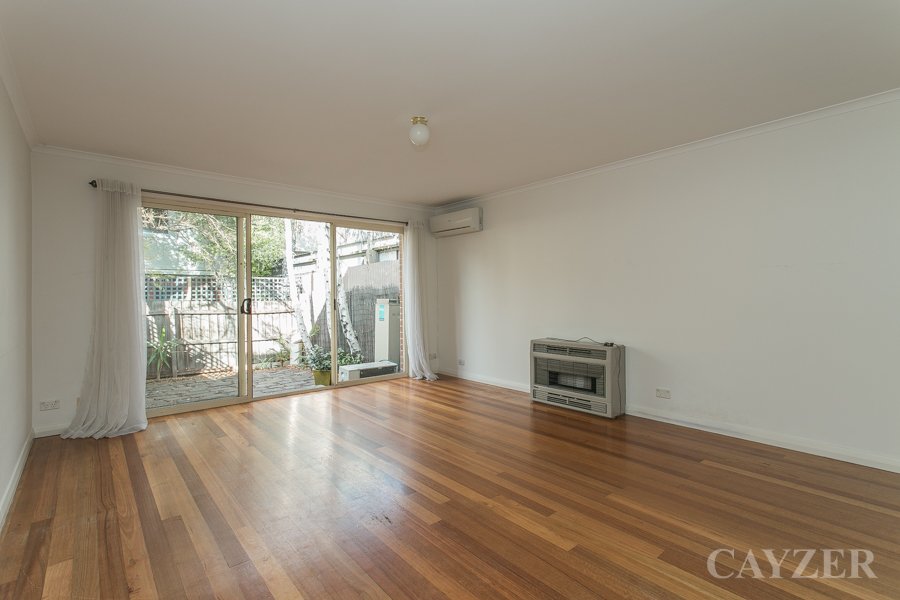 Gallery: 166 Nott Street