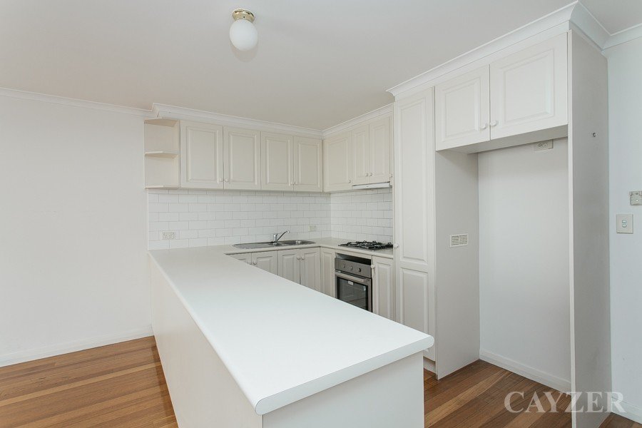 Gallery: 166 Nott Street