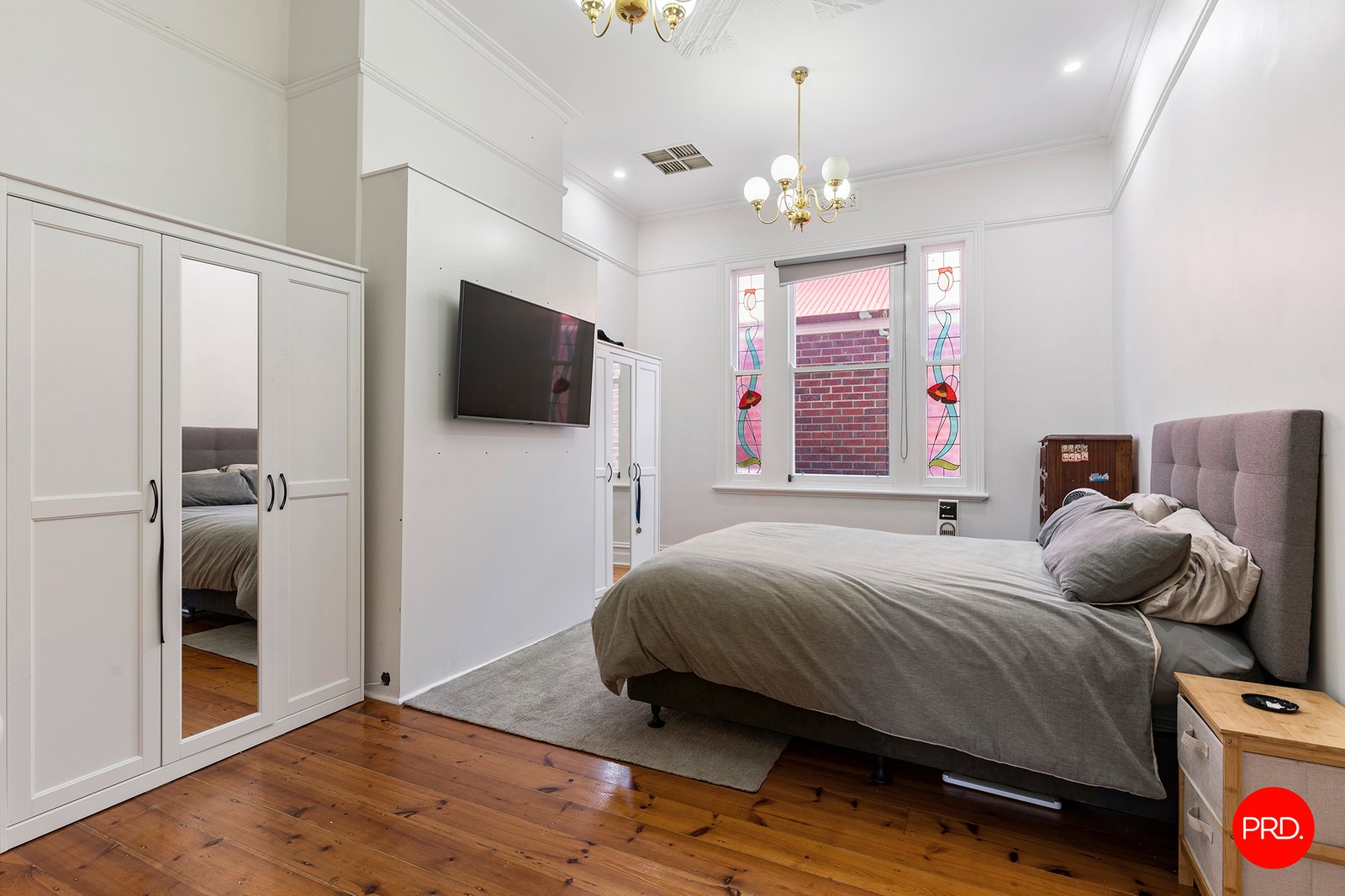 166 Queen Street BENDIGO 9