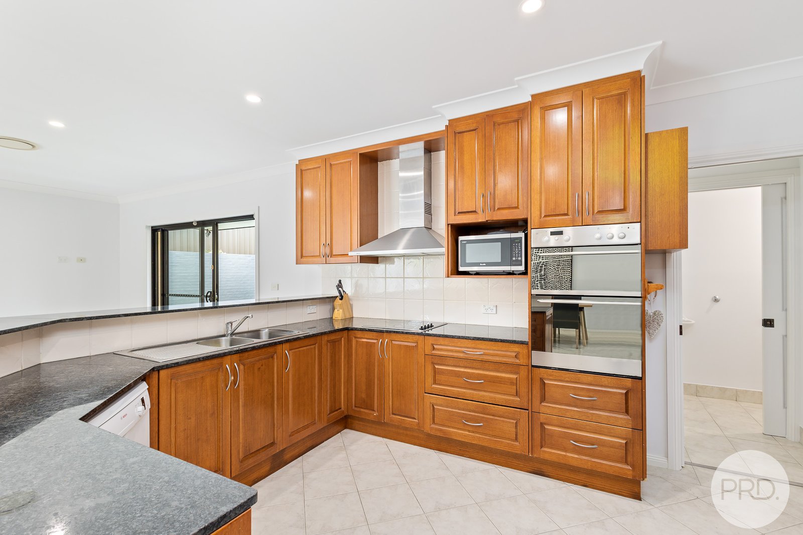166 Spinnaker Way CORLETTE 9