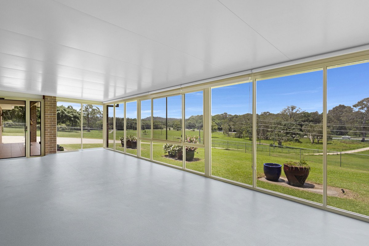 166 Tallebudgera Connection Road Tallebudgera 8