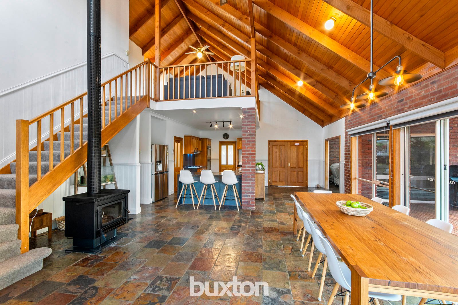 Gallery: 166 Thornhill Road