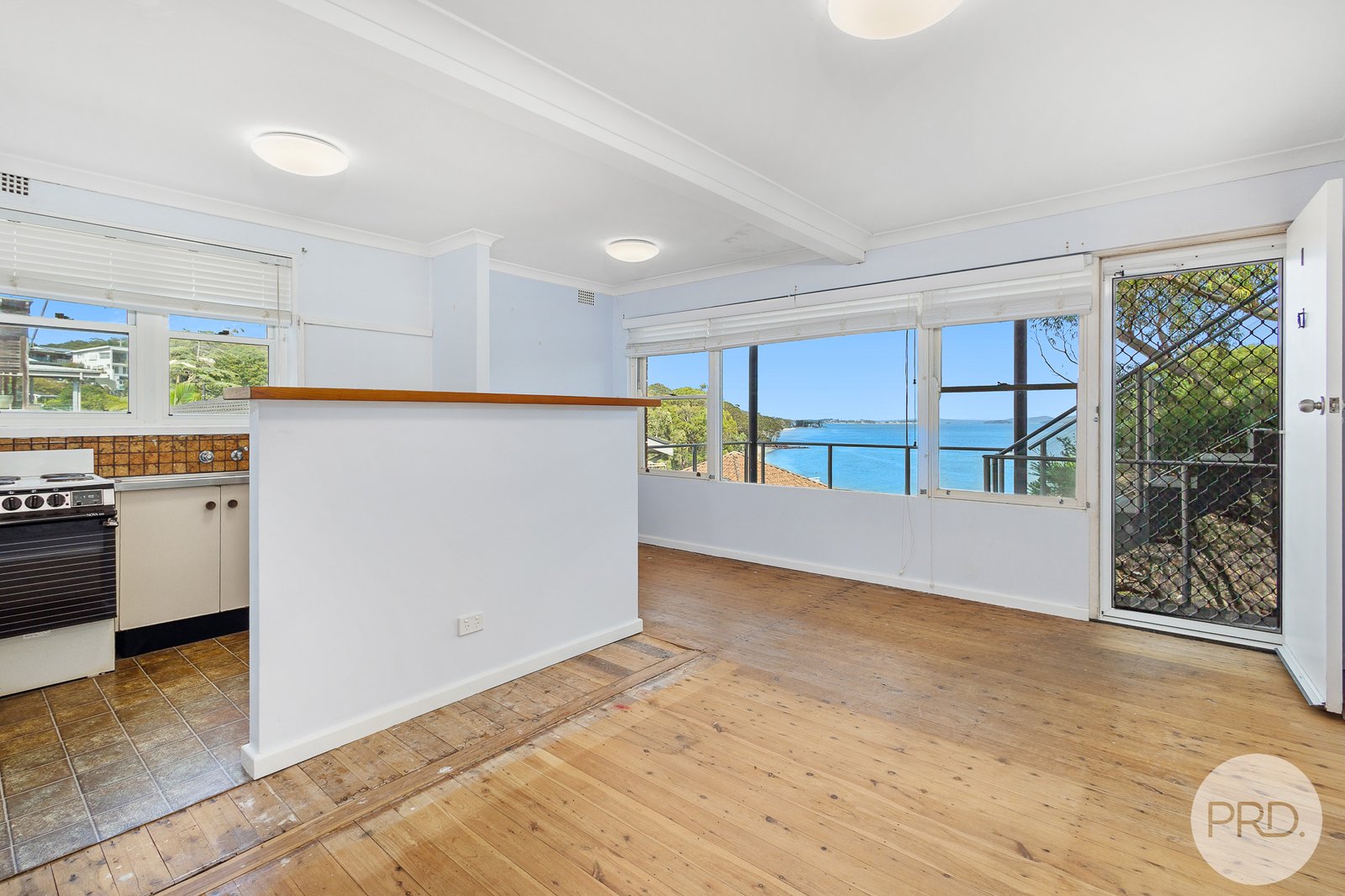 1/66 Thurlow Avenue NELSON BAY 3