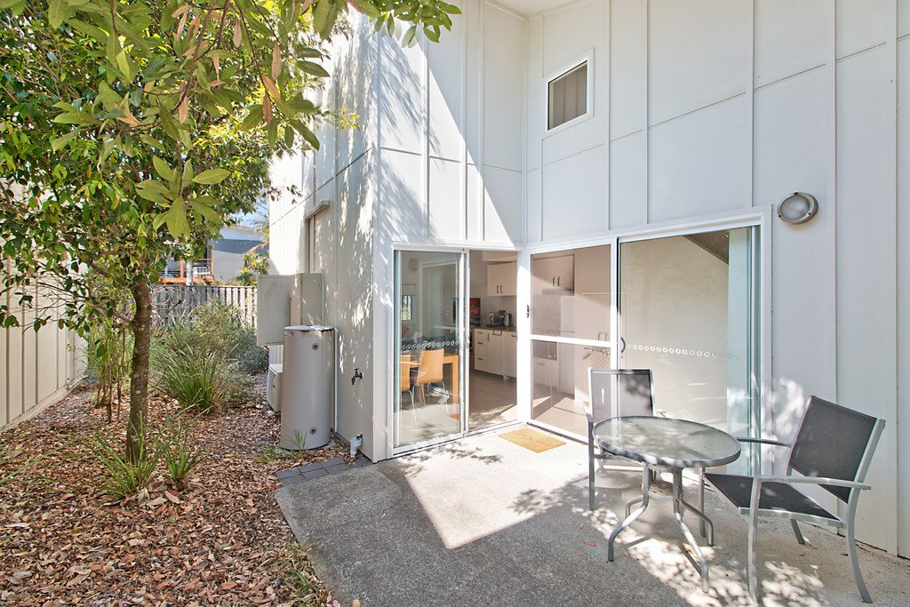 16/603-615 Casuarina Way CASUARINA 1