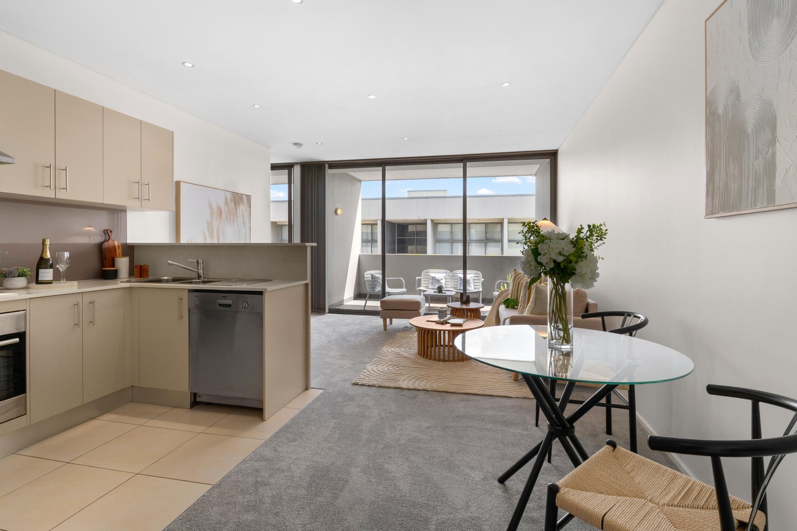 16/654 Botany Road ALEXANDRIA 5