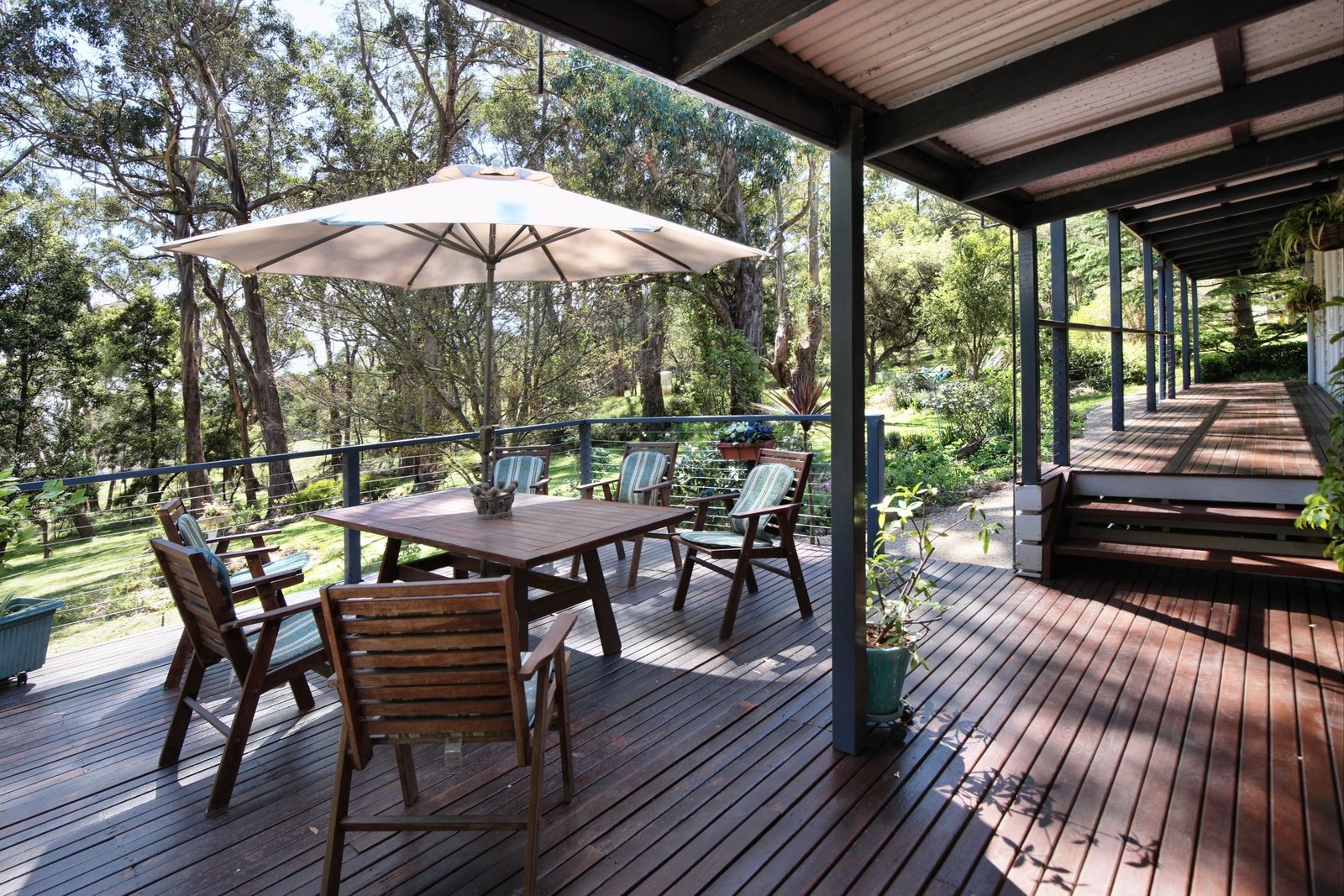 Real Estate and Property in 1666 Mount Macedon Road, Woodend, VIC