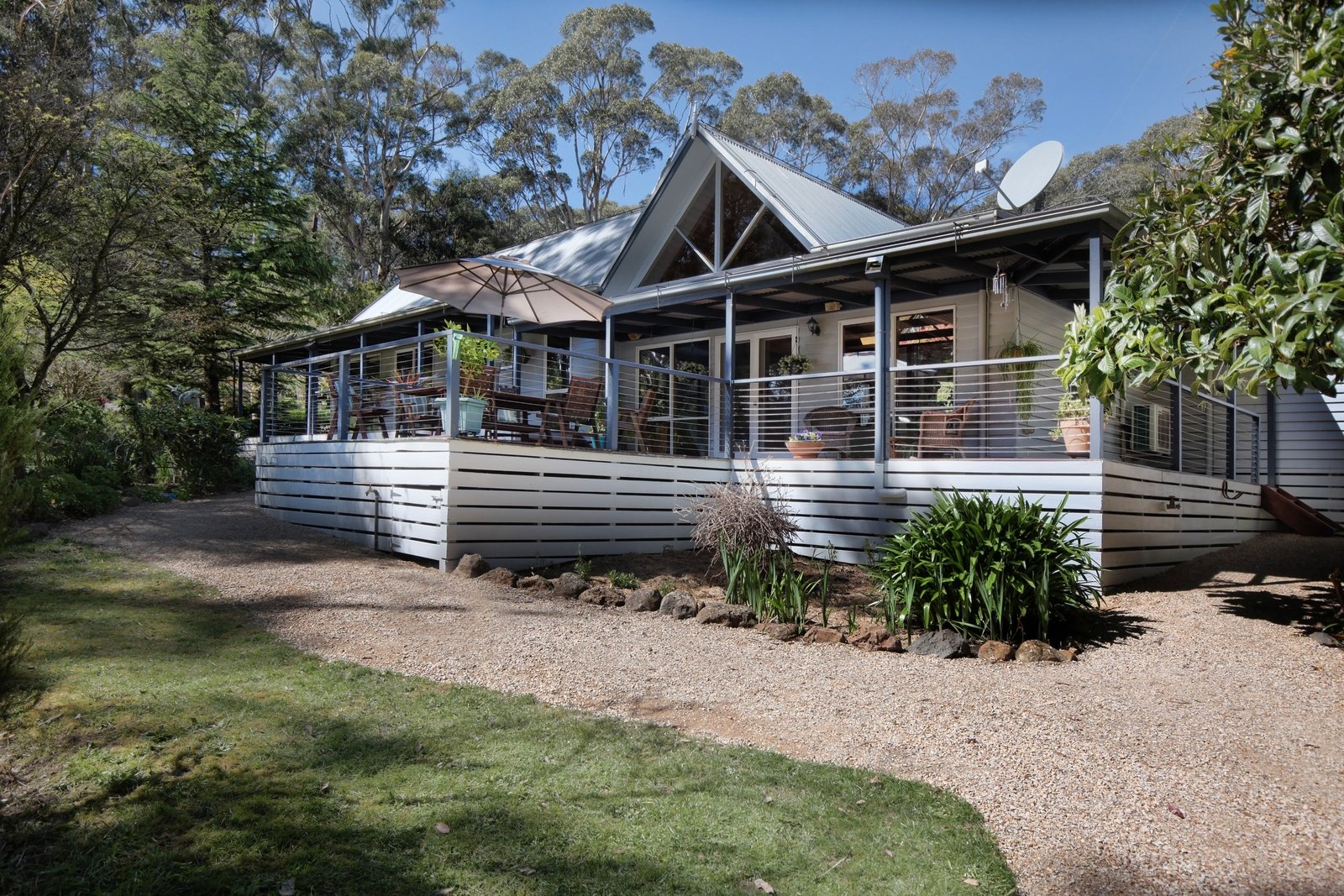 Real Estate and Property in 1666 Mount Macedon Road, Woodend, VIC