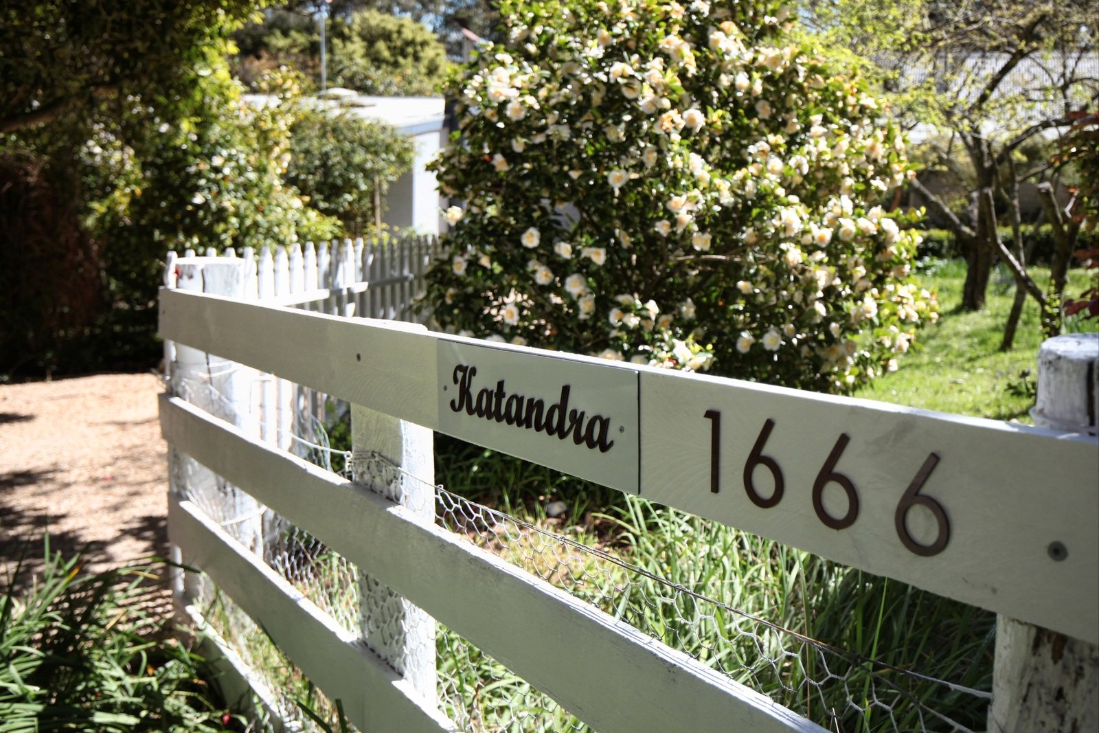 Real Estate and Property in 1666 Mount Macedon Road, Woodend, VIC