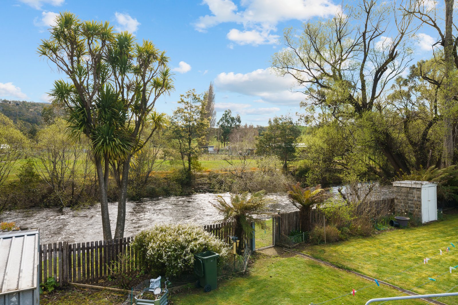 1668 Gordon River Road WESTERWAY 3