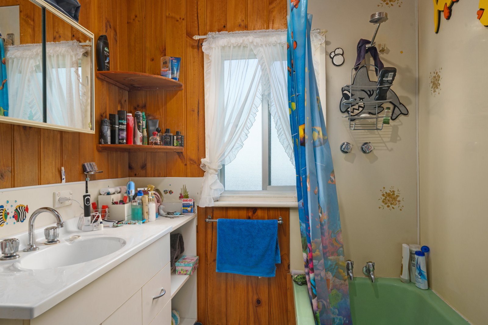 1668 Gordon River Road WESTERWAY 13