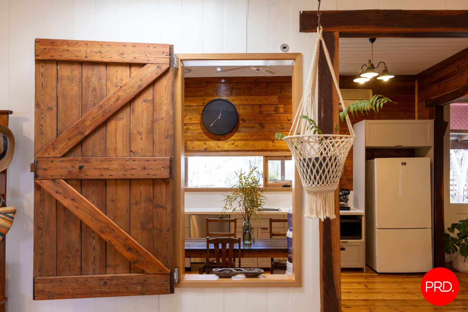 1669 Dingee Road DIGGORA 9