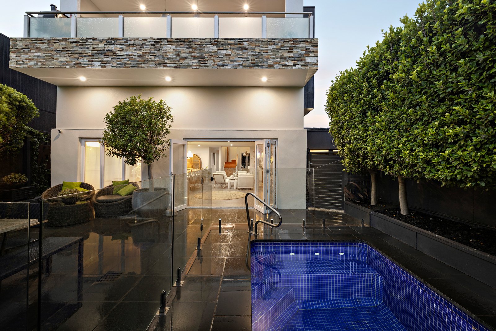 1/669 Esplanade, Mornington, 3931