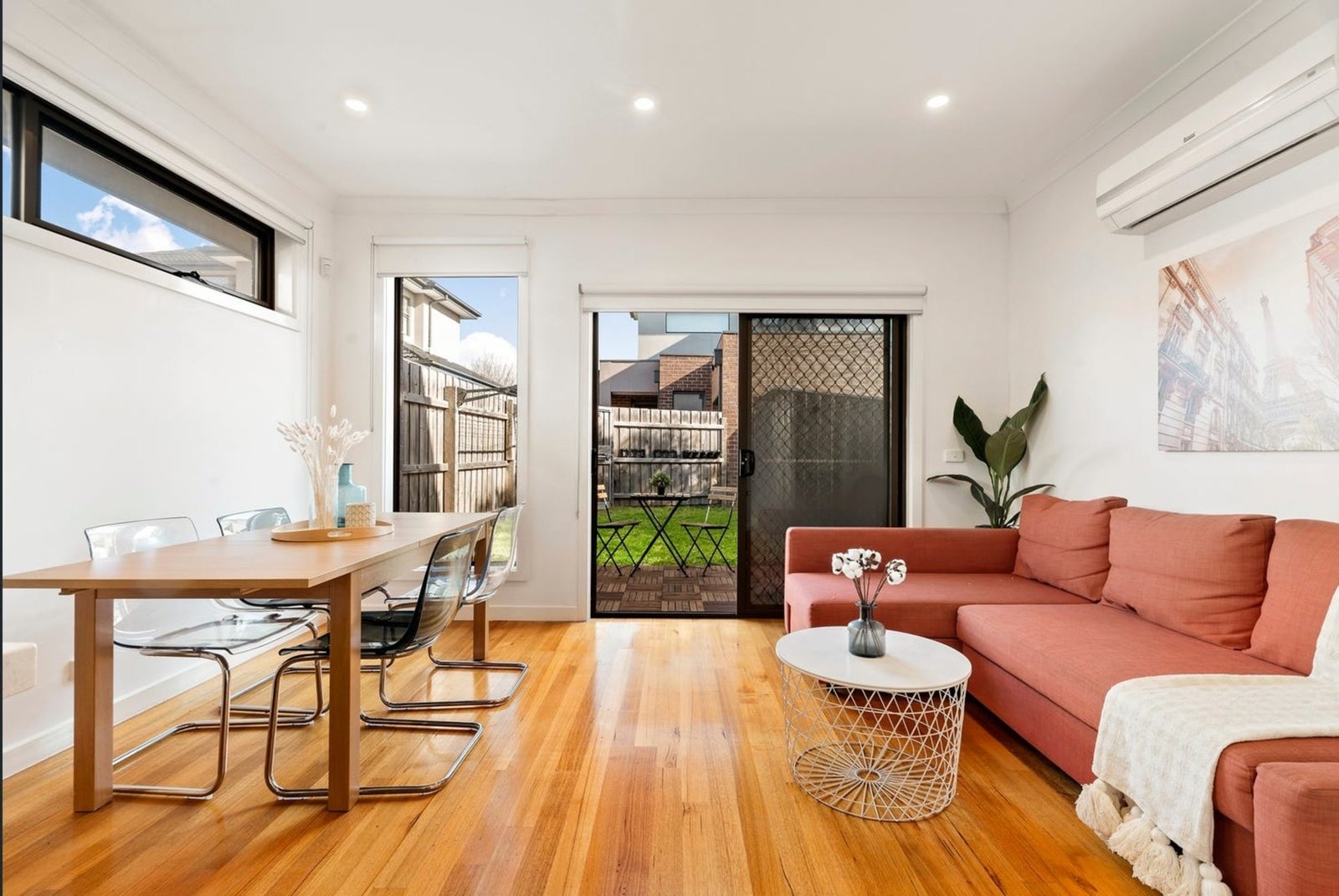 Gallery: 1/67 Eva Street