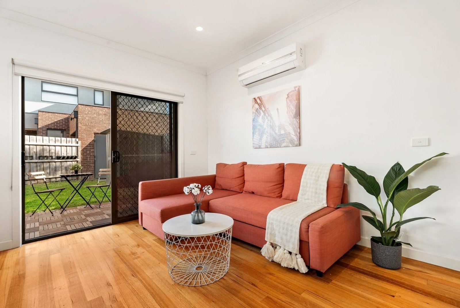 Gallery: 1/67 Eva Street