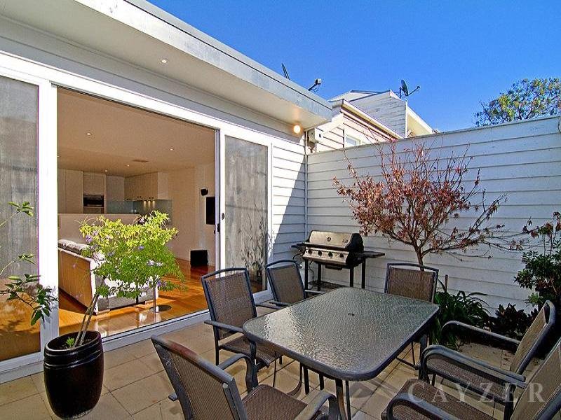 Gallery: 167 Neville Street
