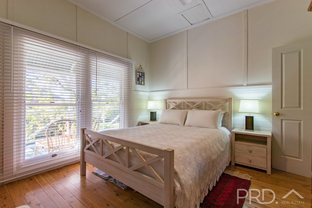 167 Simpson Street TUMUT 13