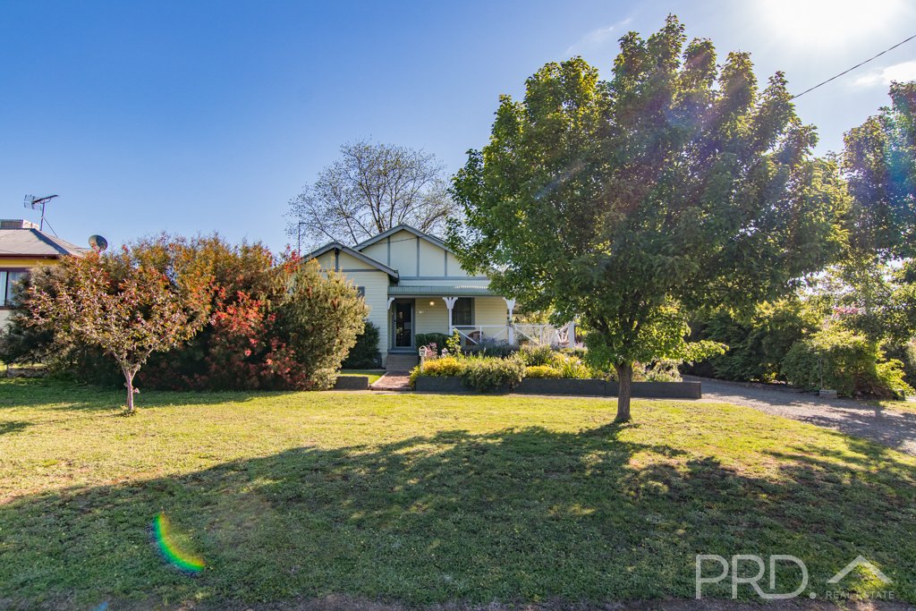 167 Simpson Street TUMUT 24