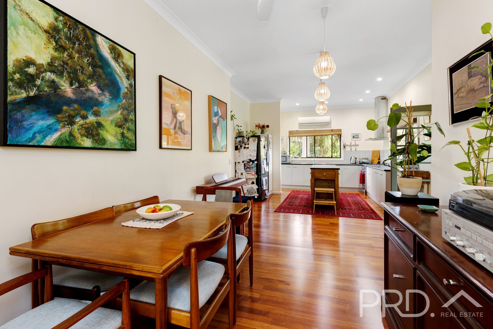 167 Simpson Street TUMUT 13