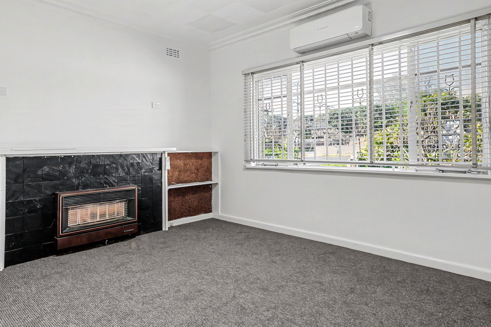 Gallery: 167 Station Street