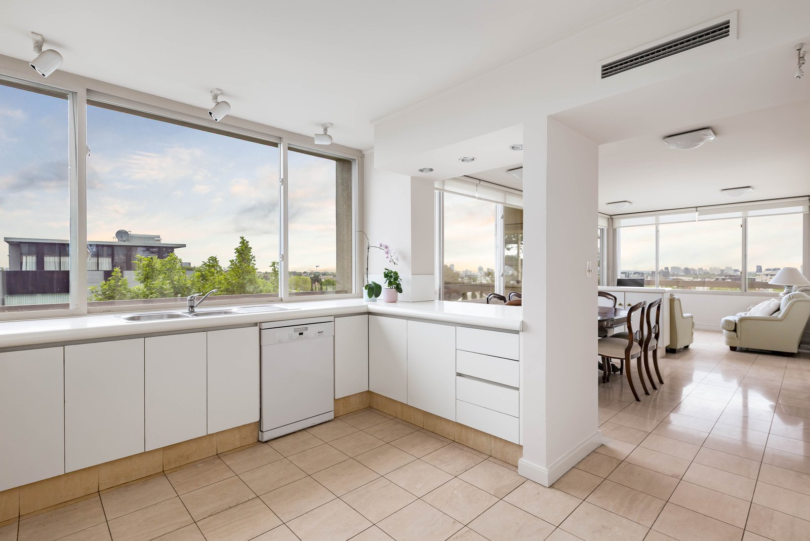 16/703 Orrong Road, Toorak, 3142