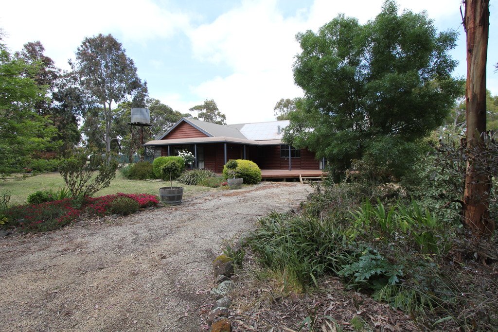 1673 Bamganie Road ELAINE 16
