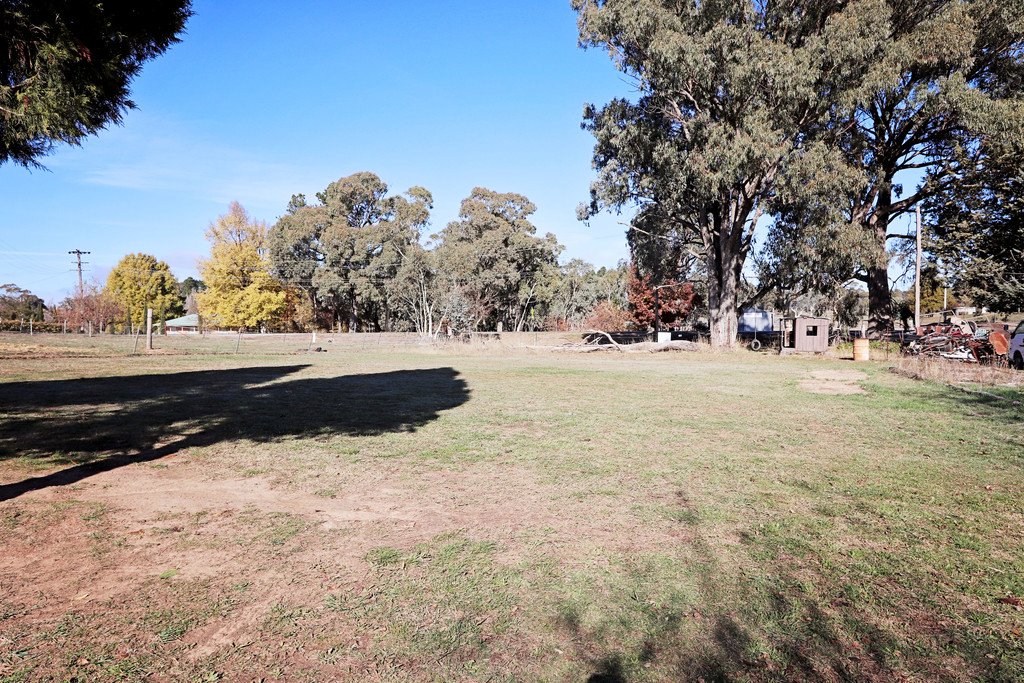 1674 Wagga Road TUMBARUMBA 13