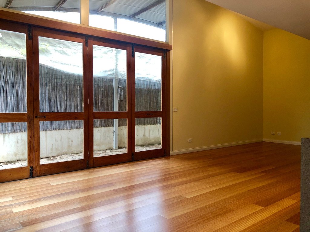 1/679 Pearsall Street HAMILTON VALLEY 7