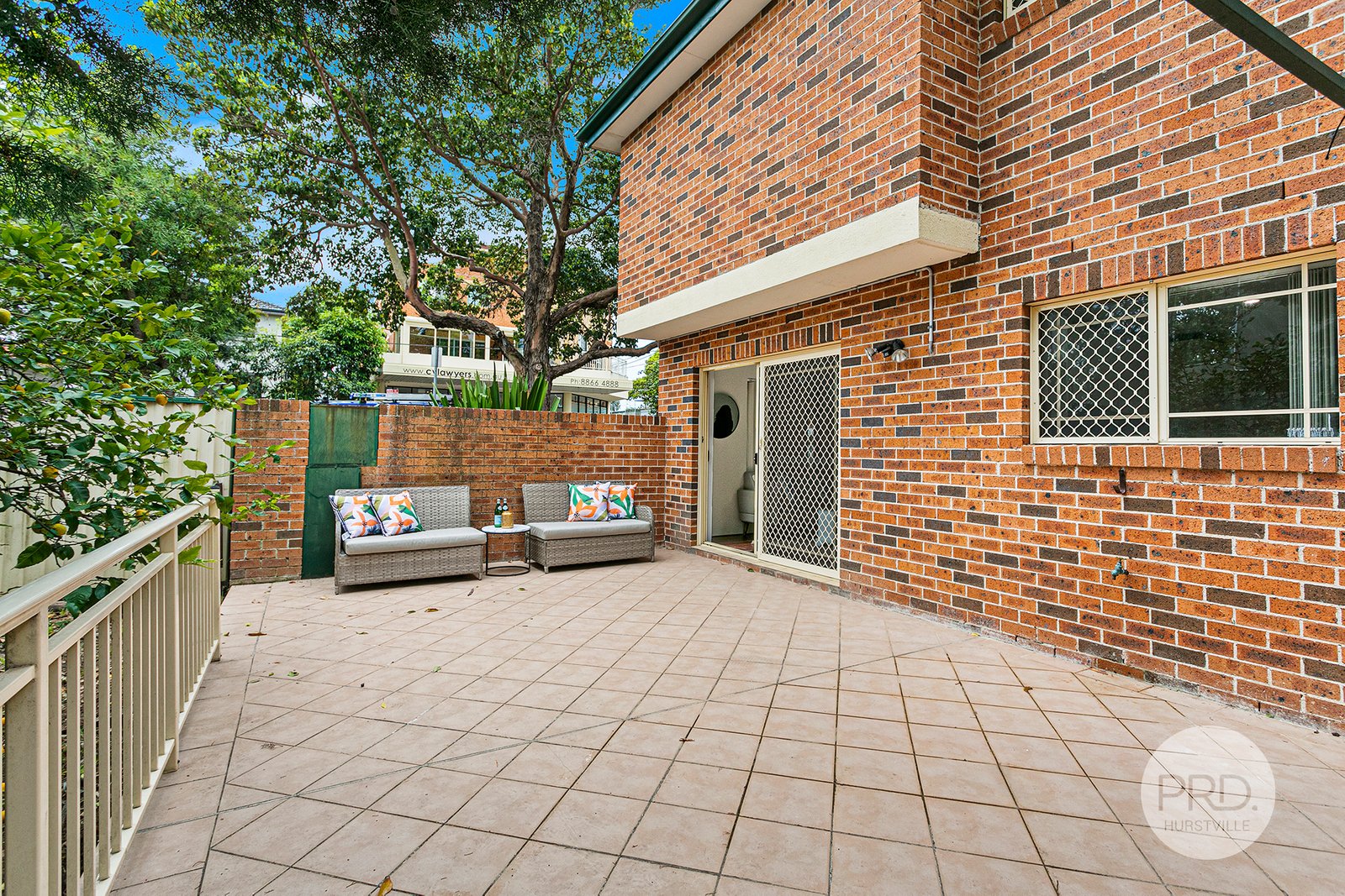 1/67a Gloucester Road HURSTVILLE 8