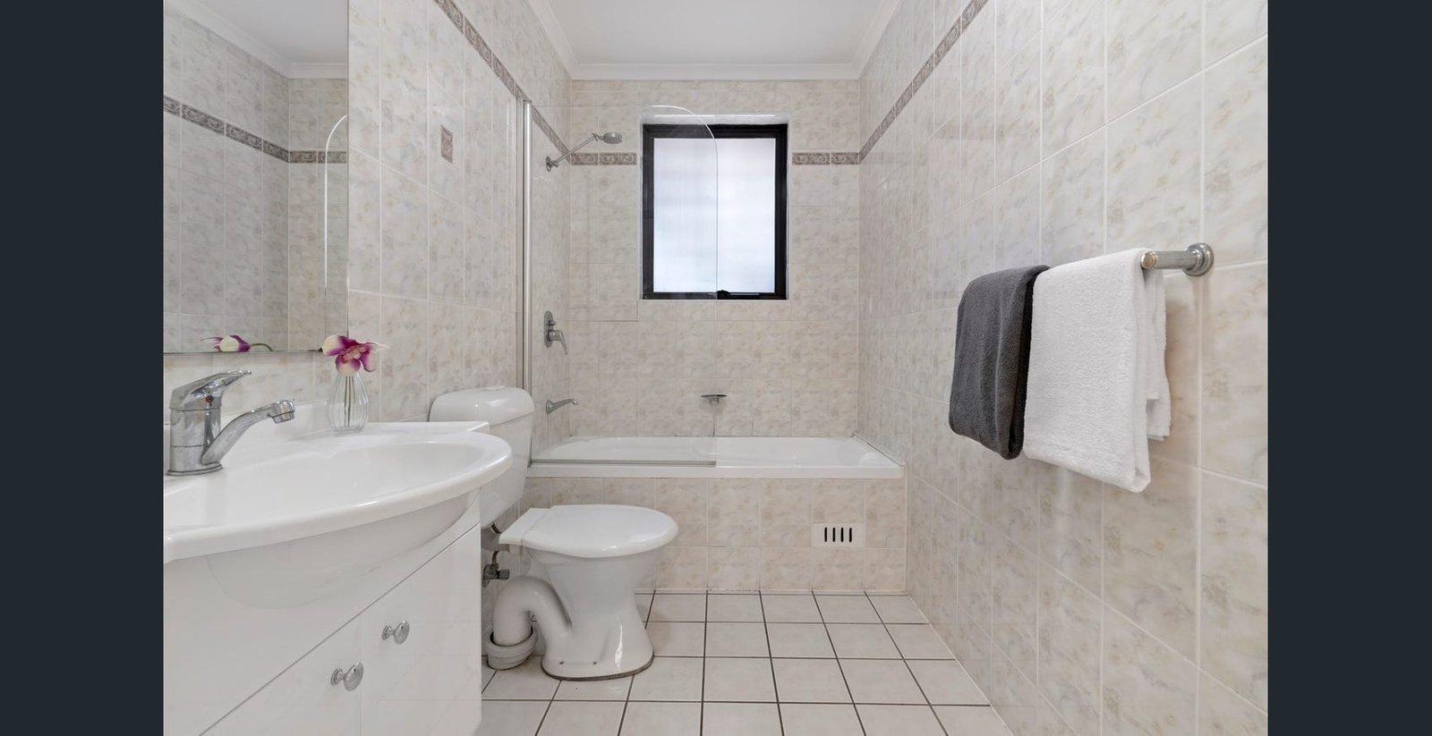 16/8-10 Derby Street KOGARAH 12