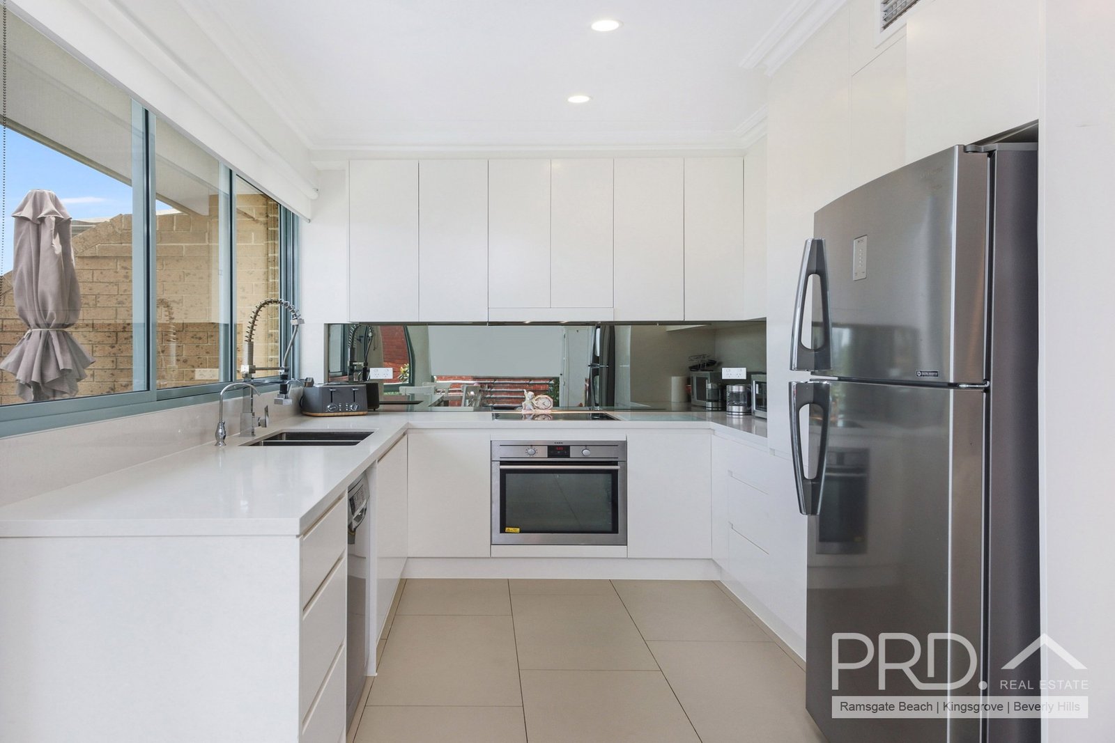 16/8-12 Sellwood Street BRIGHTON-LE-SANDS 5