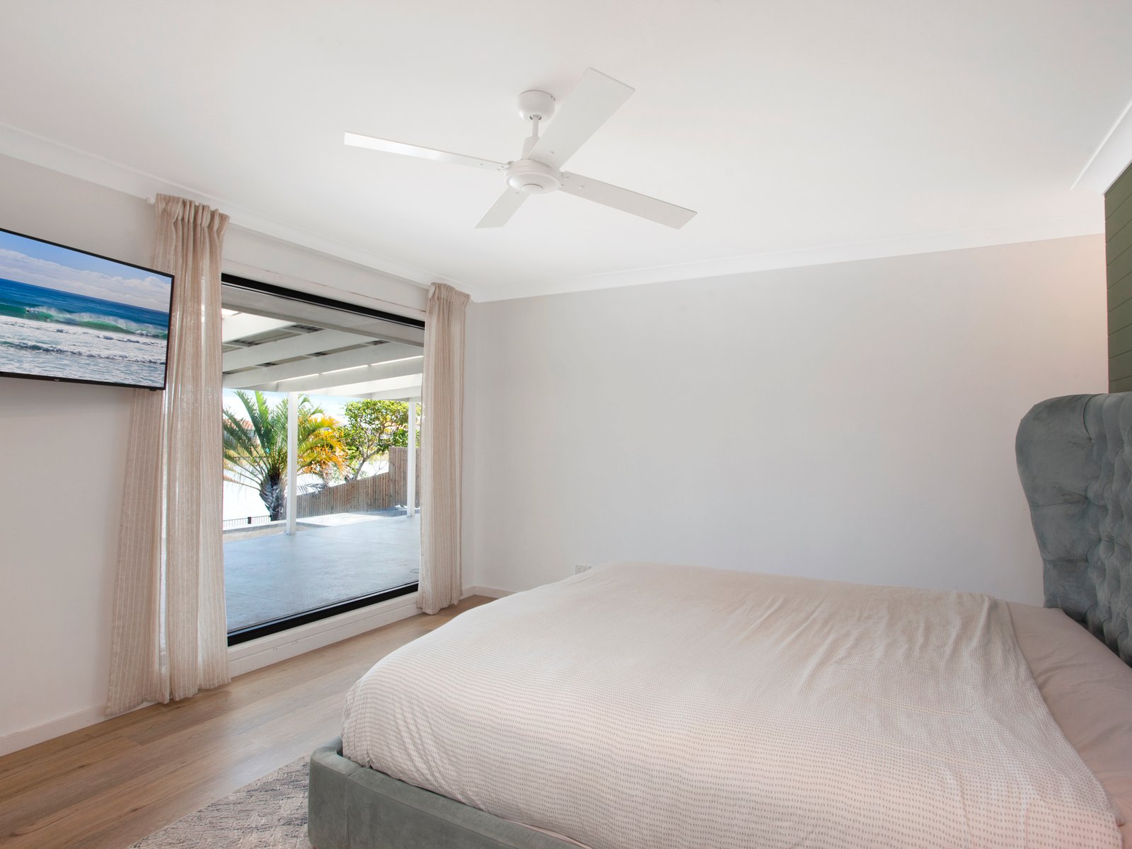 168 Acanthus Avenue BURLEIGH WATERS 9