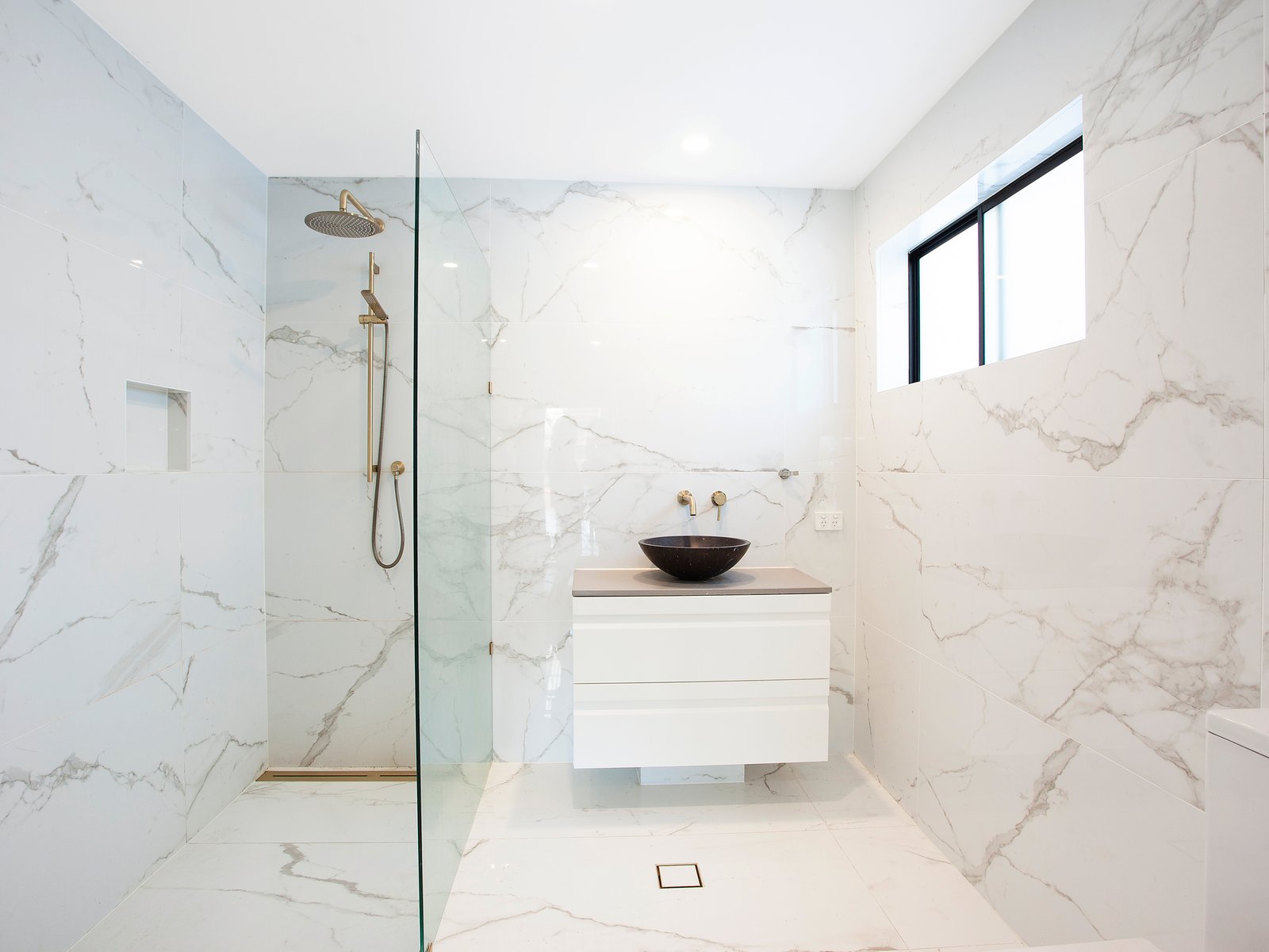 168 Acanthus Avenue BURLEIGH WATERS 11