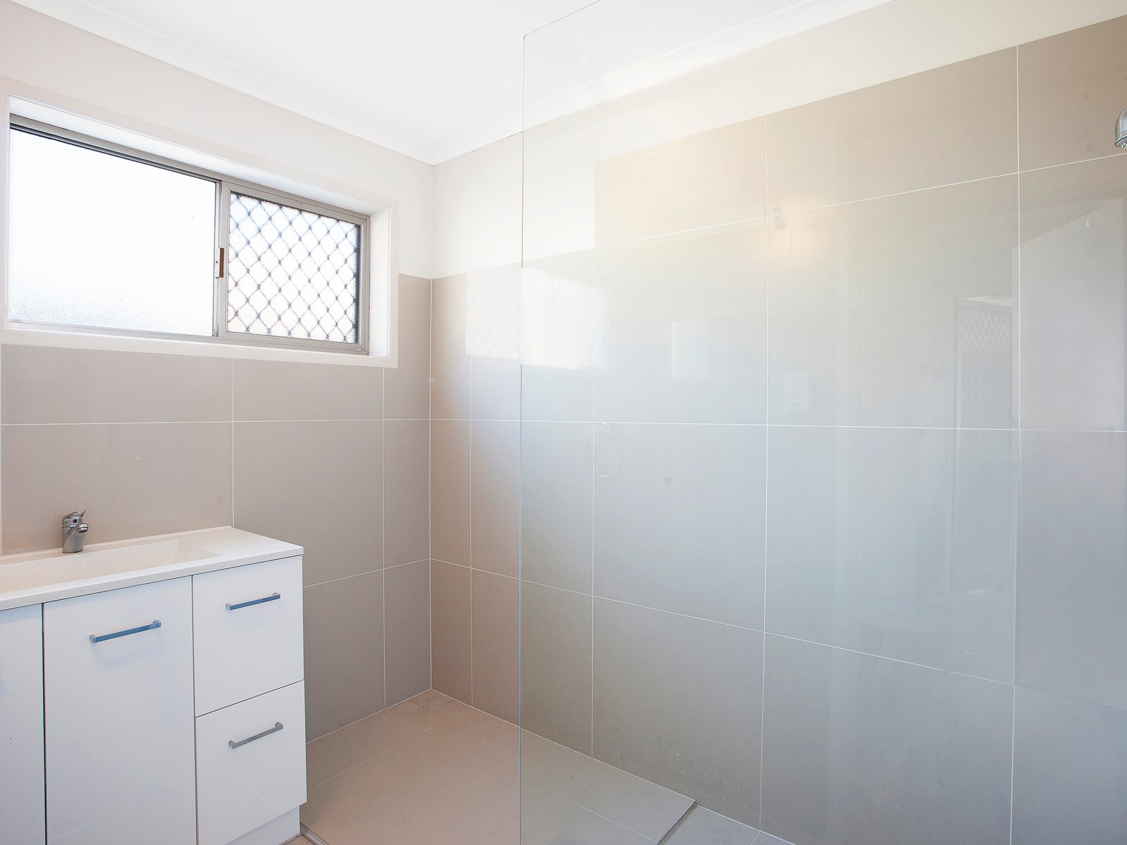 168 Acanthus Avenue BURLEIGH WATERS 13