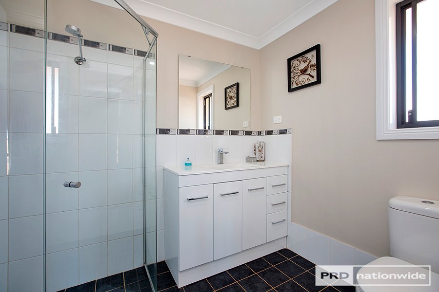 168 Browns Lane TAMWORTH 5