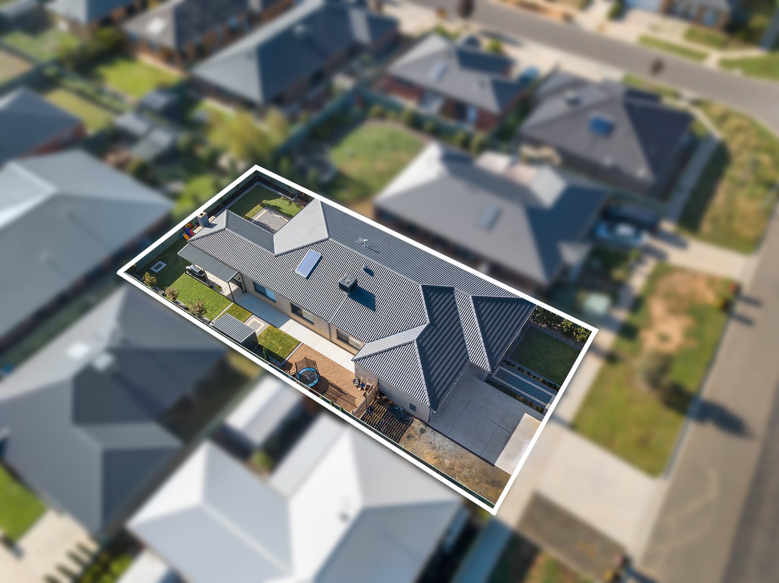 168 Burgoyne Street HUNTLY 16