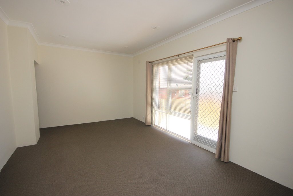 168 Chuter Avenue SANS SOUCI 3