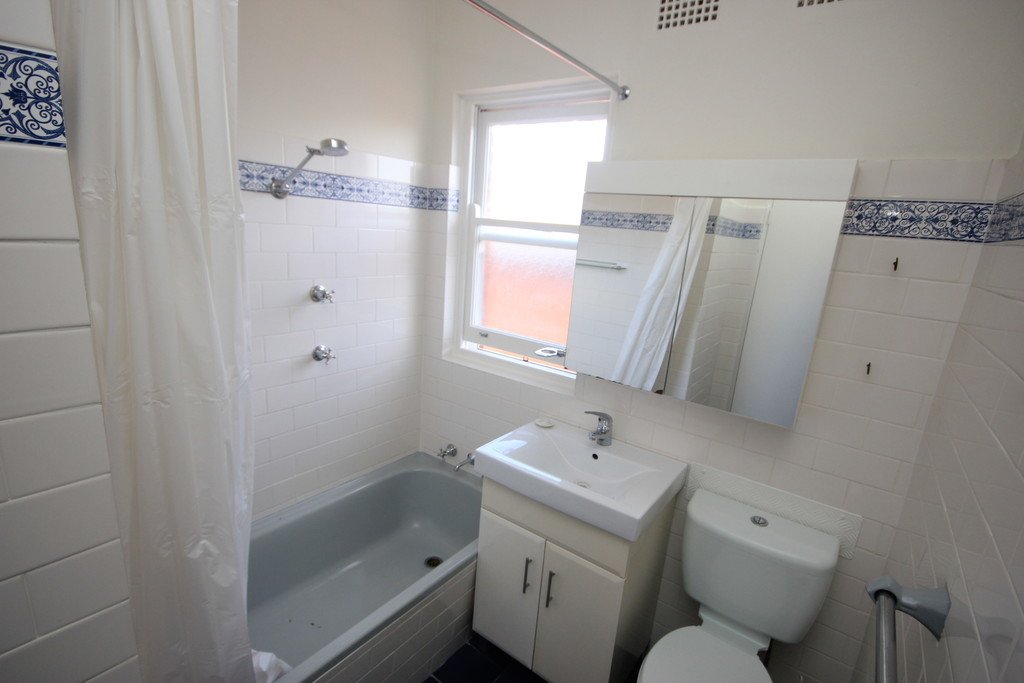 168 Chuter Avenue SANS SOUCI 6