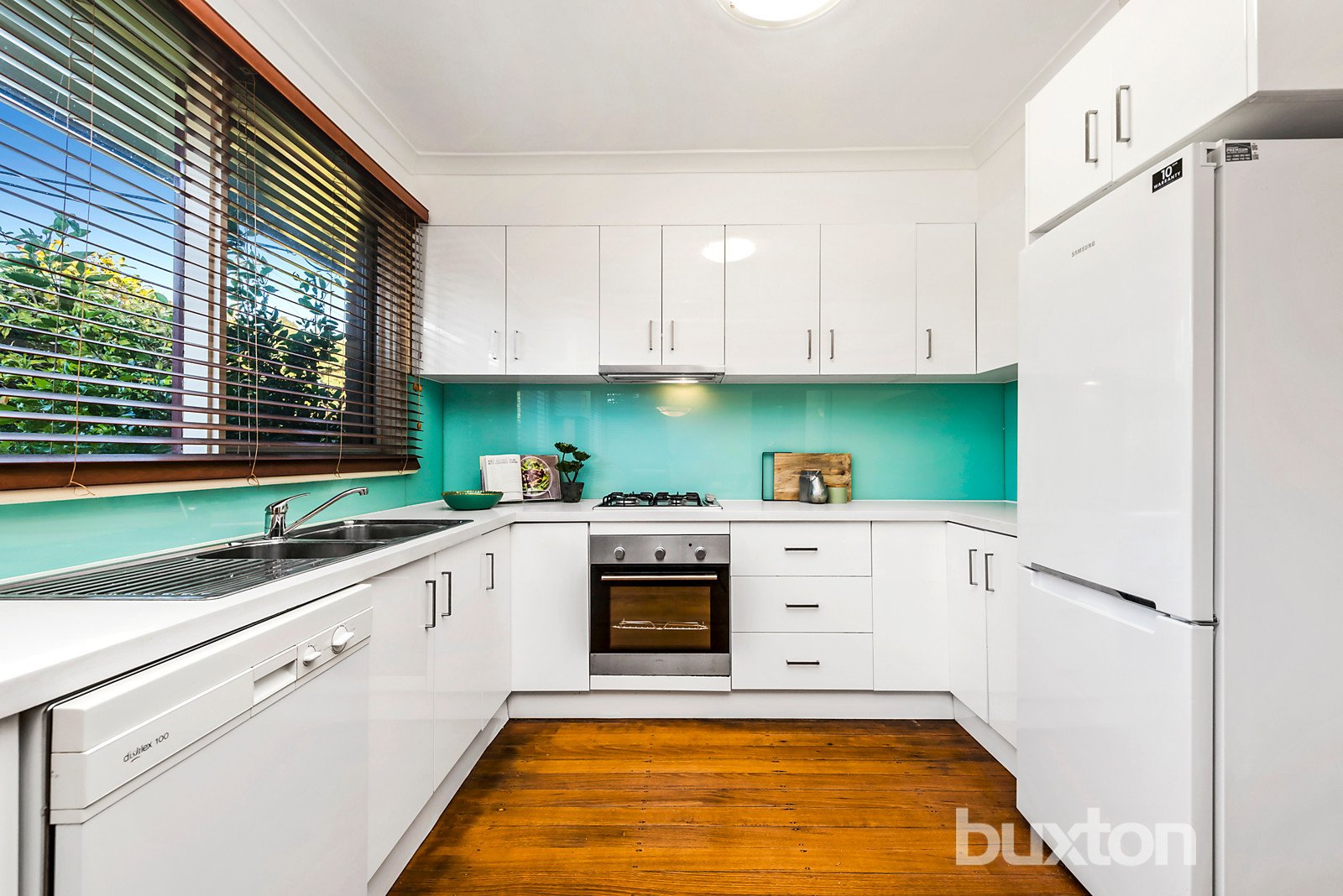 Gallery: 168 Ferntree Gully Road