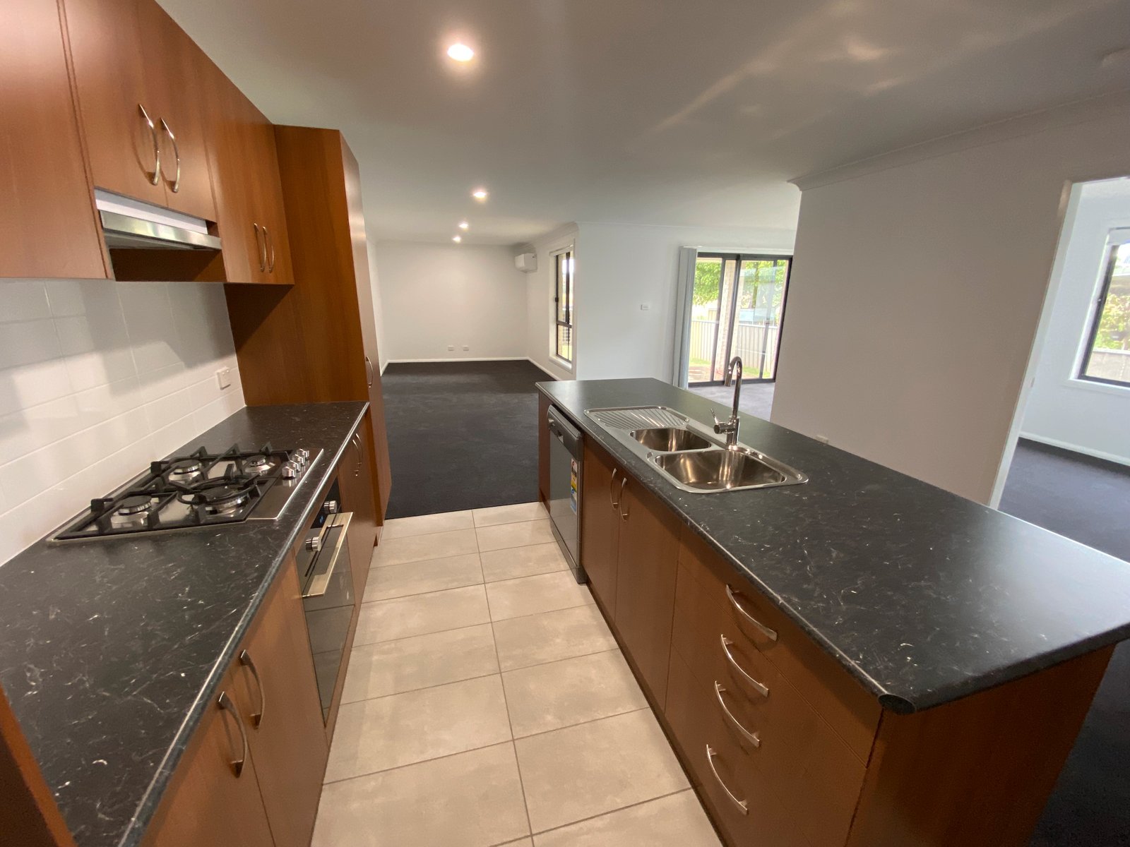 1/68 Flinders Street TAMWORTH 4
