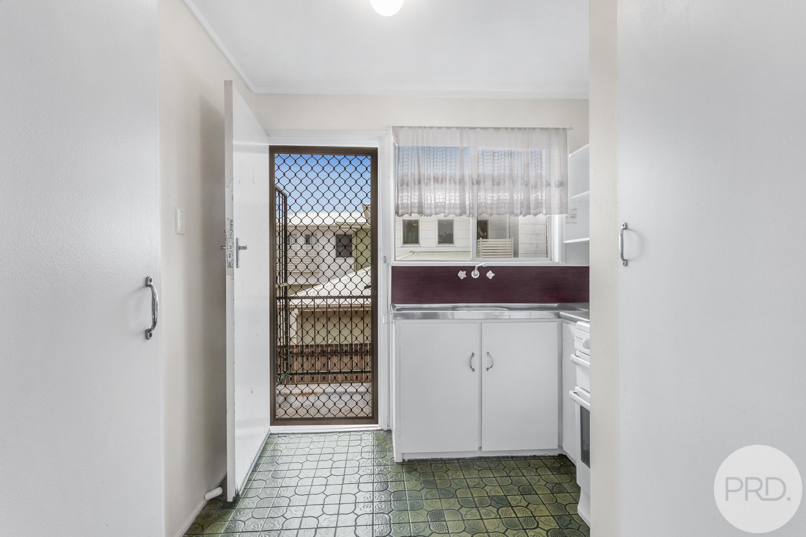 1/68 Jenner Street NUNDAH 8