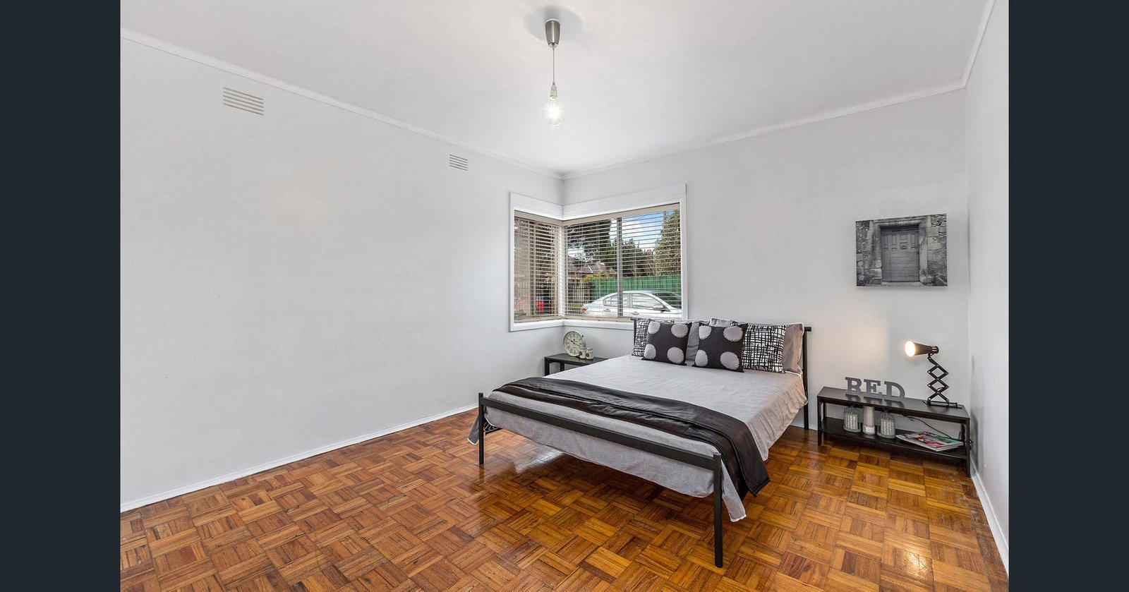 Gallery: 1/68 Kernot Street