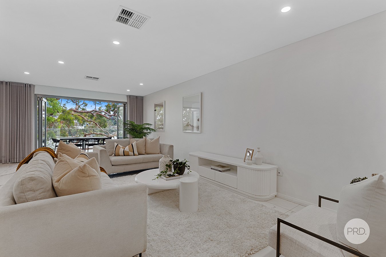 1/68 Llewellyn Street OATLEY 4