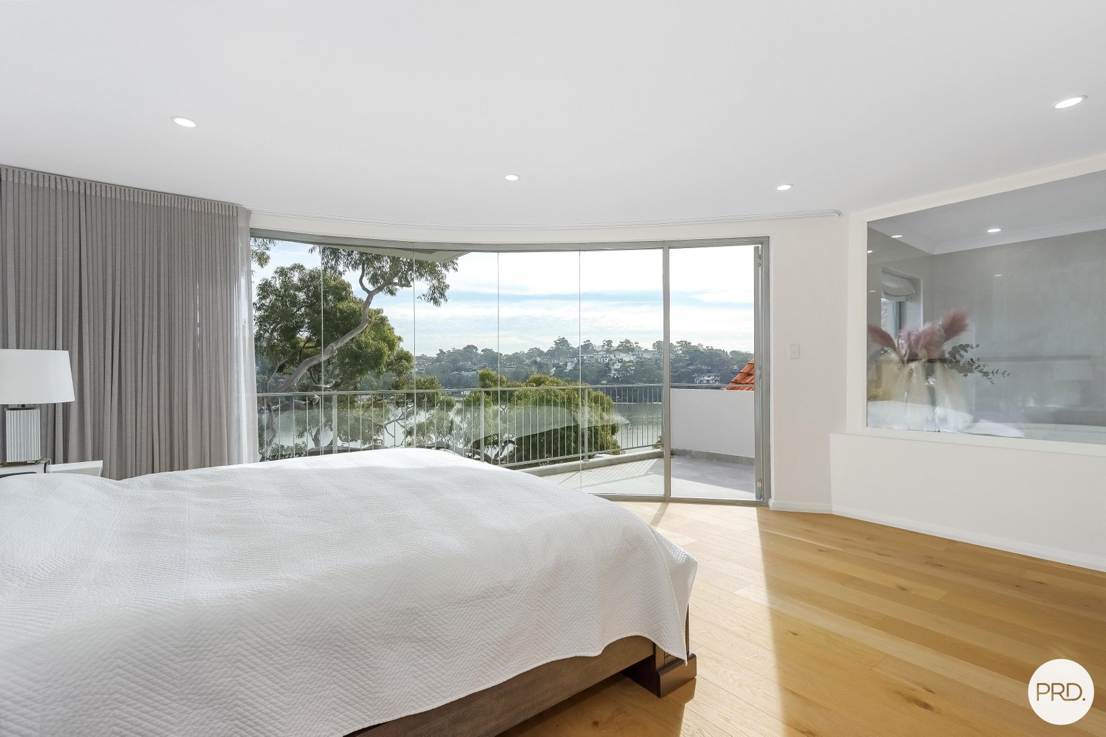 1/68 Llewellyn Street OATLEY 2