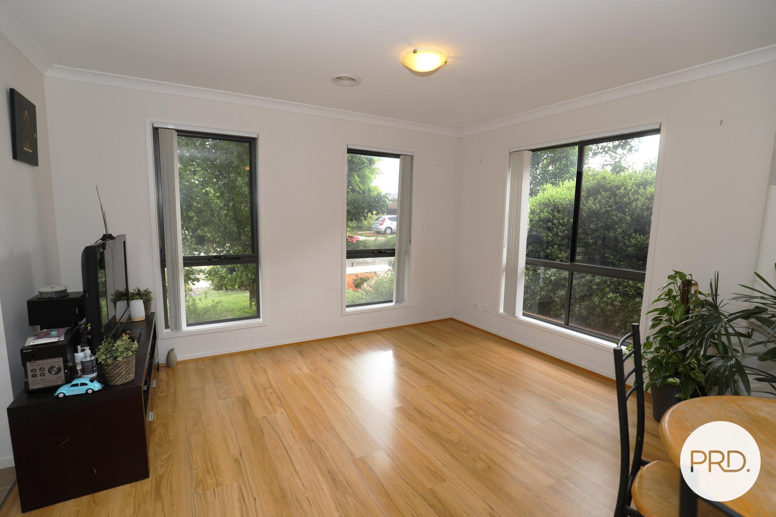 168 MacFarlane Burnet Avenue MACGREGOR 2